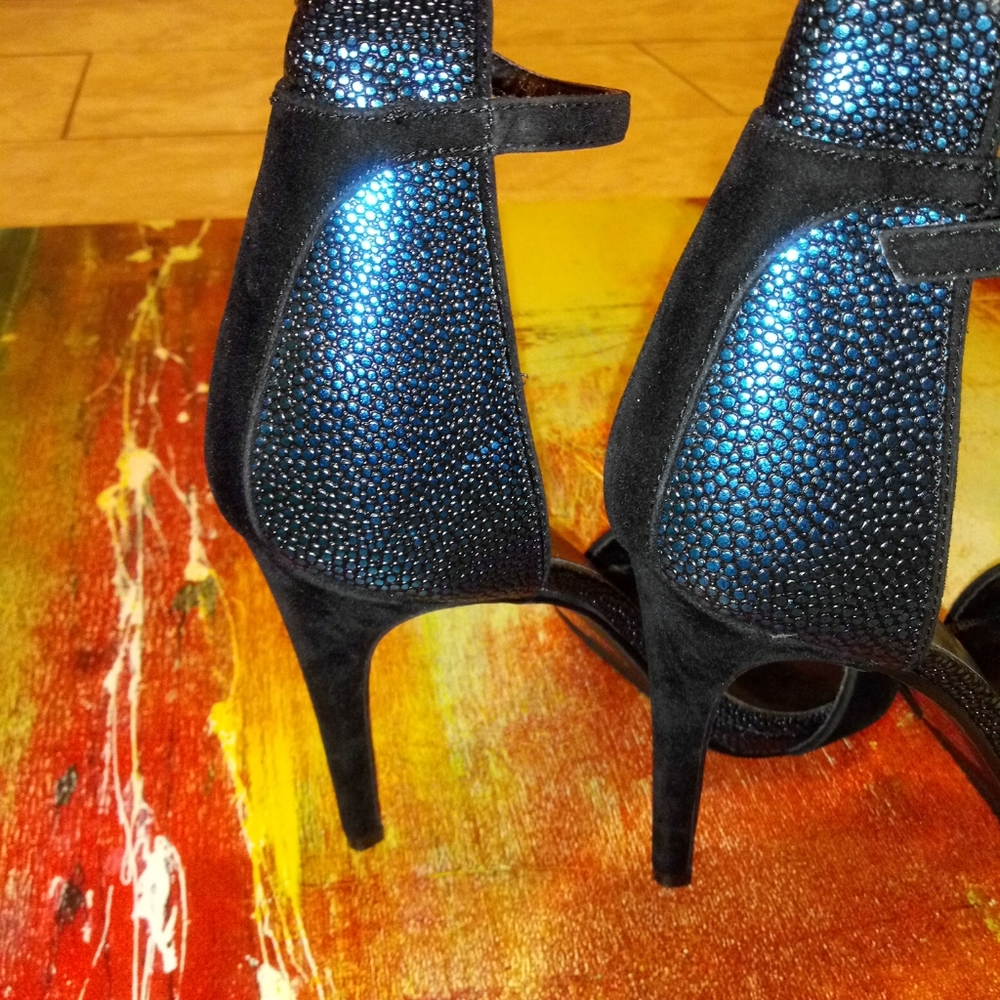 Paper Fox Heels - Picture 3 of 7